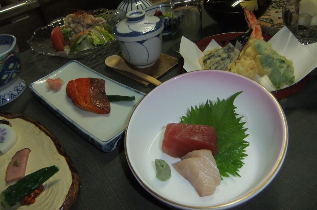 האקונה Omiya Ryokan מראה חיצוני תמונה