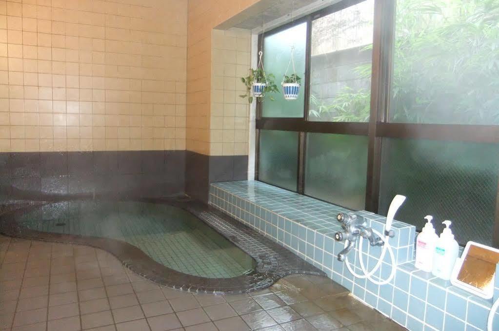 האקונה Omiya Ryokan מראה חיצוני תמונה